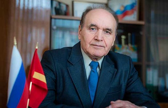 Известный политик поделился воспоминаниями о становлении челябинского парламента